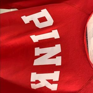 red VS PINK crew neck